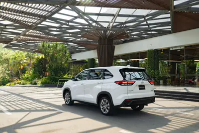 Innova Cross - Đèn LED hiện đại